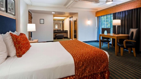 Best Western Pine Tree Motel image 14